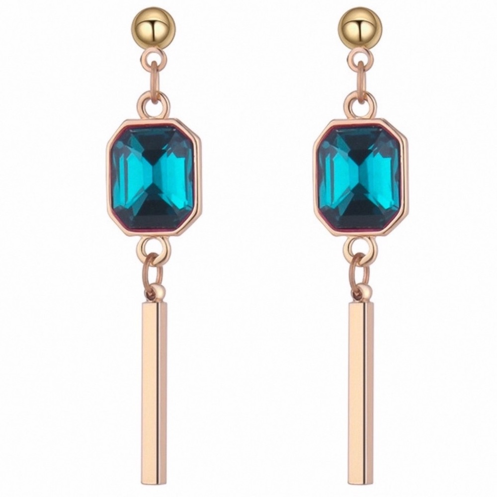 Turquoise & Gold Tone Dangle Earrings